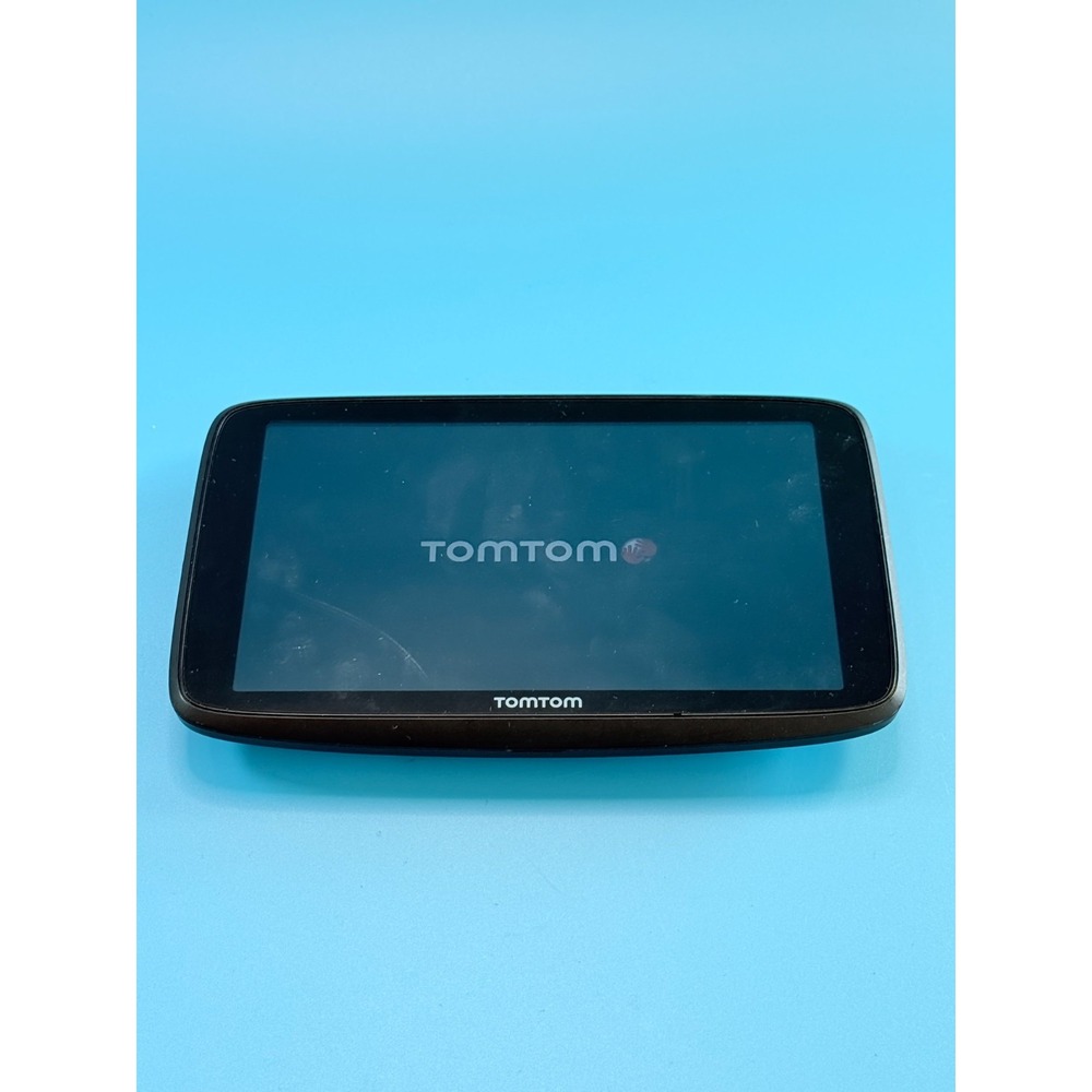 TomTom 4PN60 GPS Navigation Device Lifetime Maps Traffic Navigator New Battery